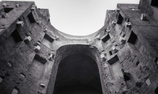 Echoes of geometry
